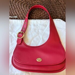 Coach Cashin Carry Crescent Bag -  Red